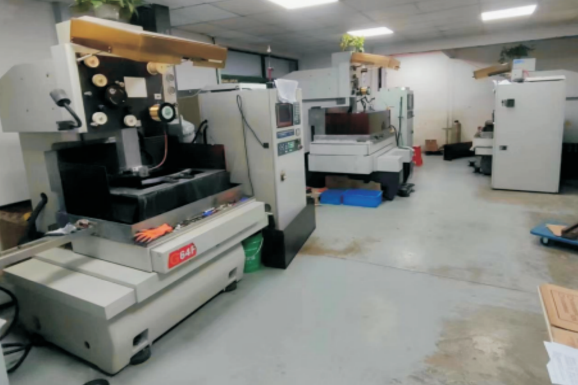 沖壓模具